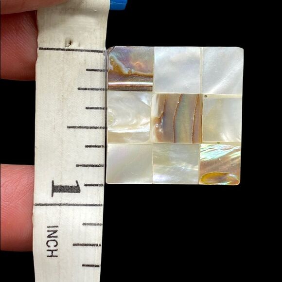 Mother of Pearl abalone ring on plastic base - Picture 7 of 12